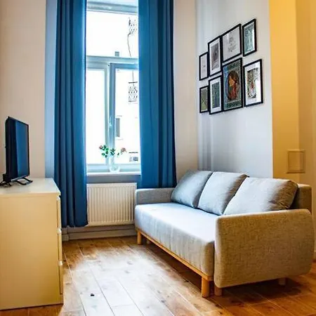 Mieszkanie W Centrum Warszawy وارسو