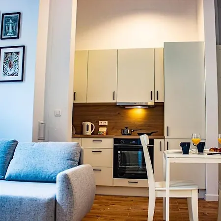 Mieszkanie W Centrum Warszawy ワルシャワ