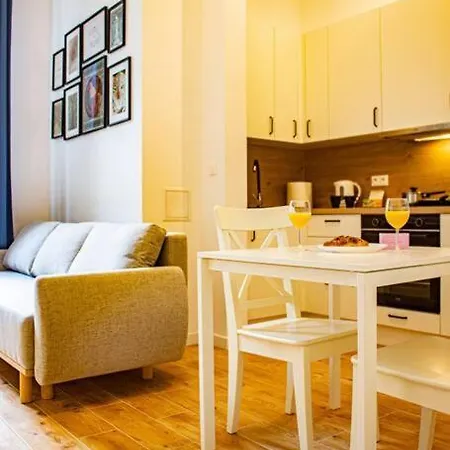 アパート Mieszkanie W Centrum Warszawy