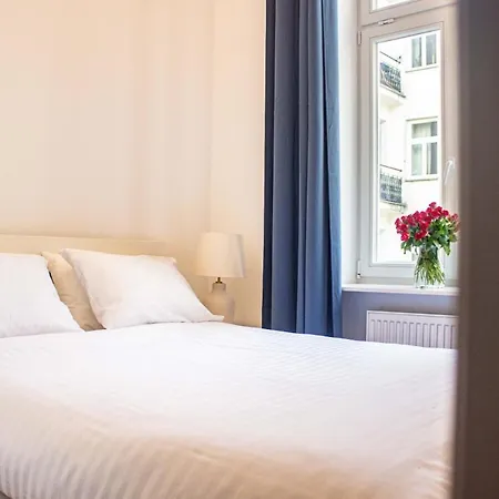 Mieszkanie W Centrum Warszawy アパート